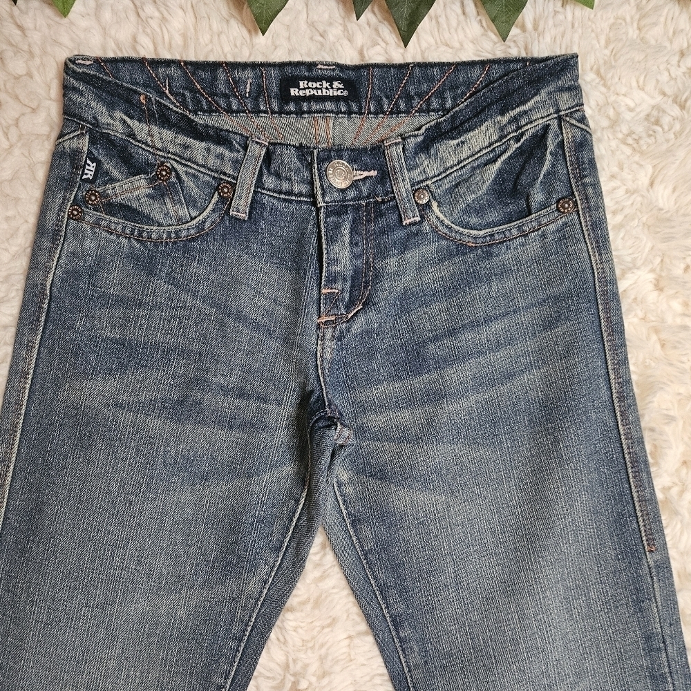 Rock & Republic Classic Vintage Wash Flared Jeans (NWOT) - Picture 3 of 10